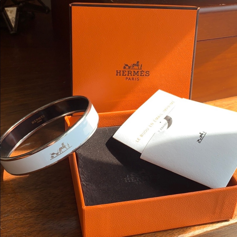 Box for bracelet
